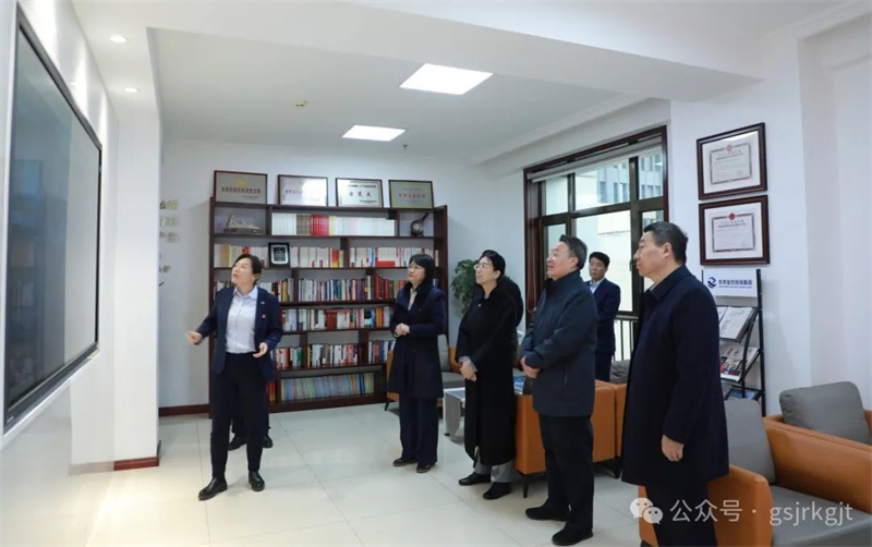 祁建邦一行调研慰问部分子公司